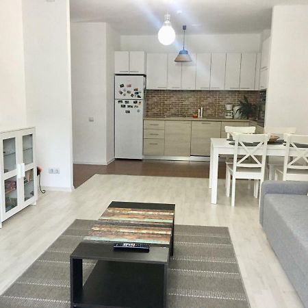 Nature View Apartment Брашов Екстериор снимка