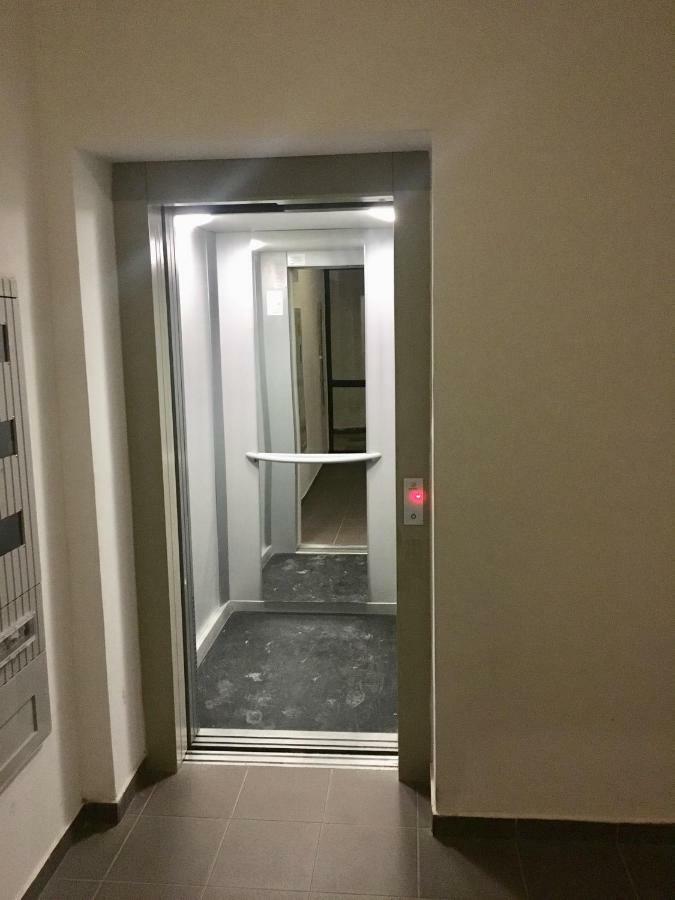 Nature View Apartment Брашов Екстериор снимка